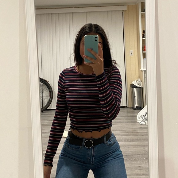 Long sleeve shirt; Garage - Picture 1 of 3